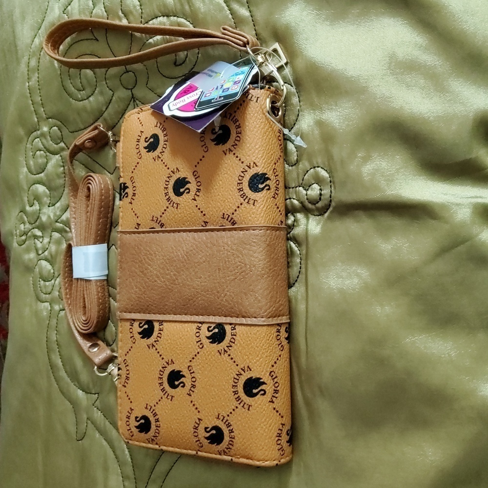Gloria Vanderbuilt Women's Tan Wallet  Size 4x7.5" - Picture 8 of 8